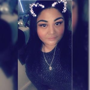 Meet your Posher, Veronica